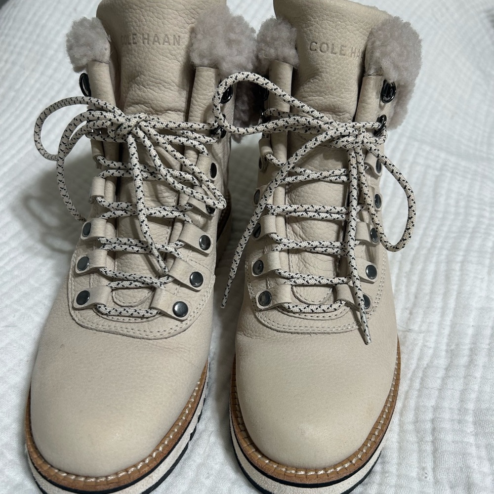 Cole Haan Women's Waterproof Hiking Boots Size 7